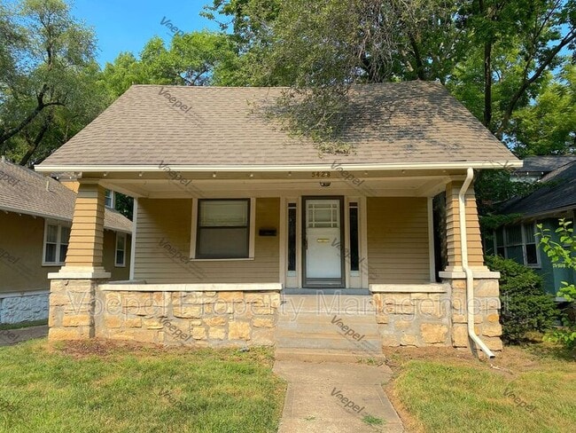 Building Photo - 5428 Charlotte St