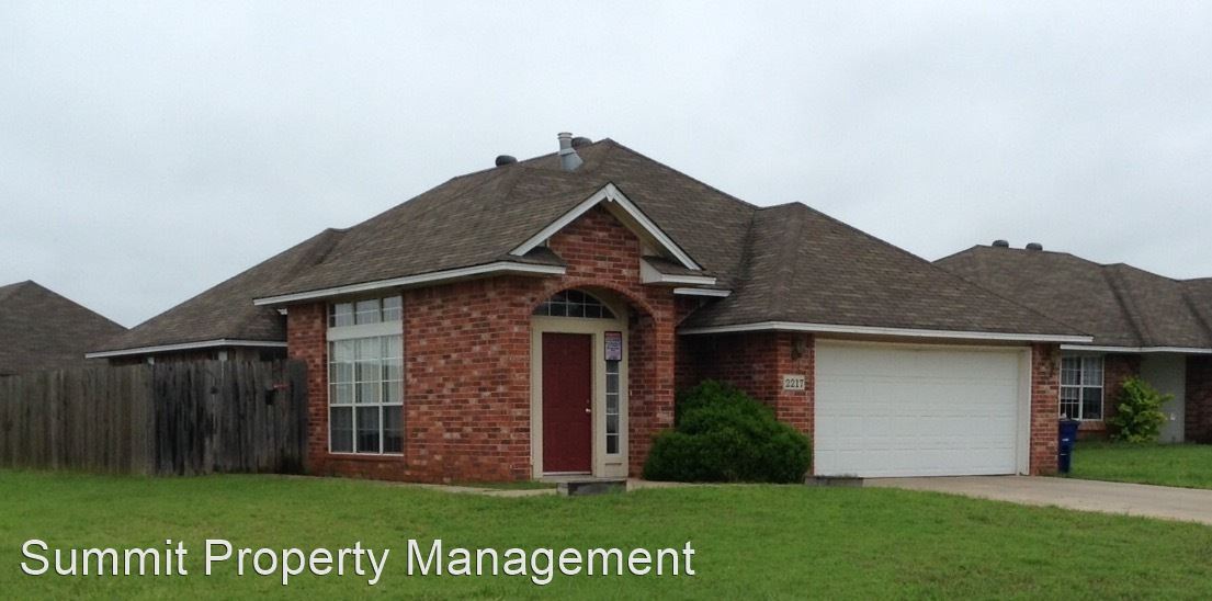 Foto principal - 3 br, 2 bath House - 2217 N. Burdick