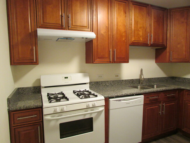 Building Photo - 1127 Miller Ln