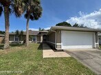Foto principal - 835 Levitt Pkwy