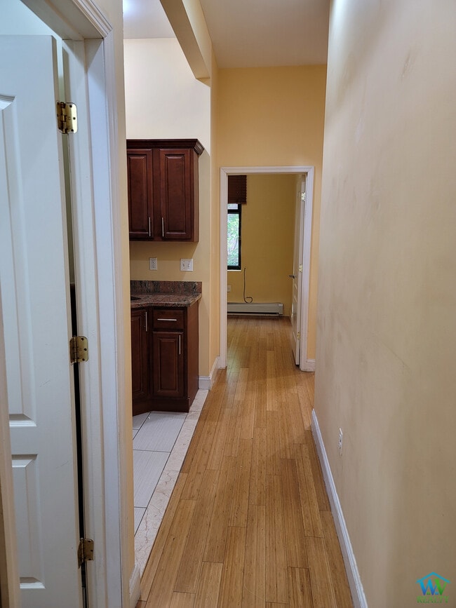 Building Photo - 612 W 138th St