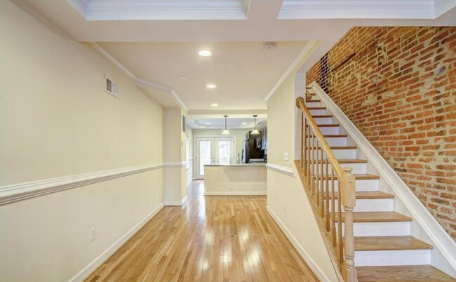 Foto del edificio - 1538 Clarkson St