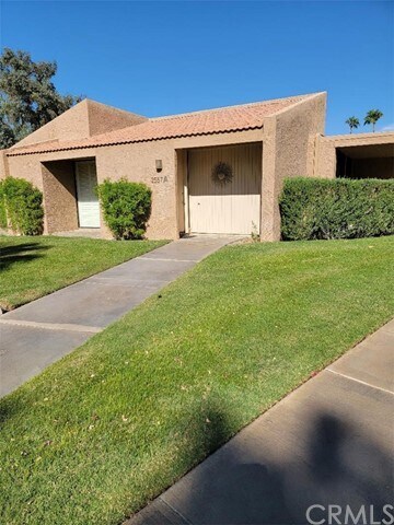 Foto principal - 2557 N Whitewater Club Dr