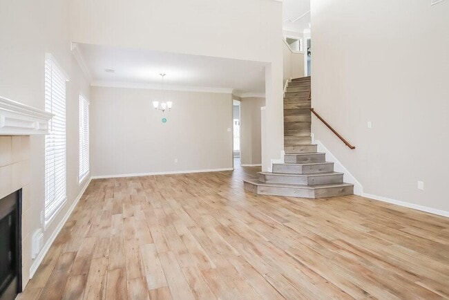 Building Photo - 8027 Oceanside Dr