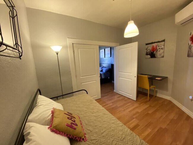 Building Photo - 1 bedroom in El Paso TX 79901