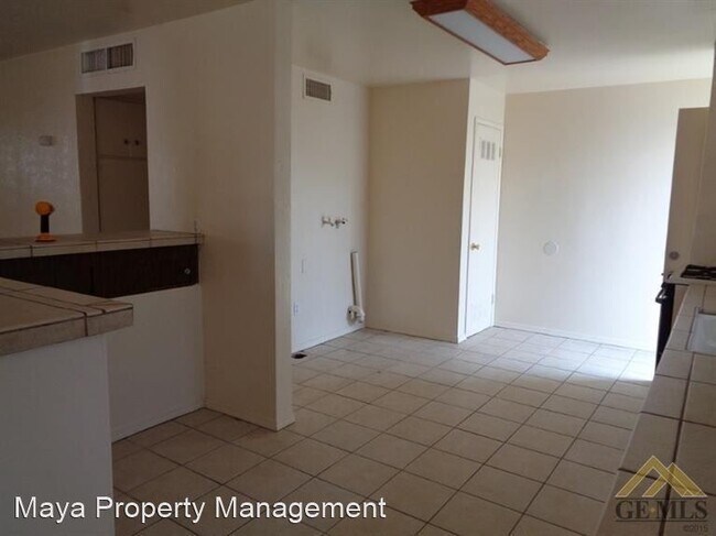 Building Photo - 3 br, 1.5 bath House - 227 Woodrow Ave