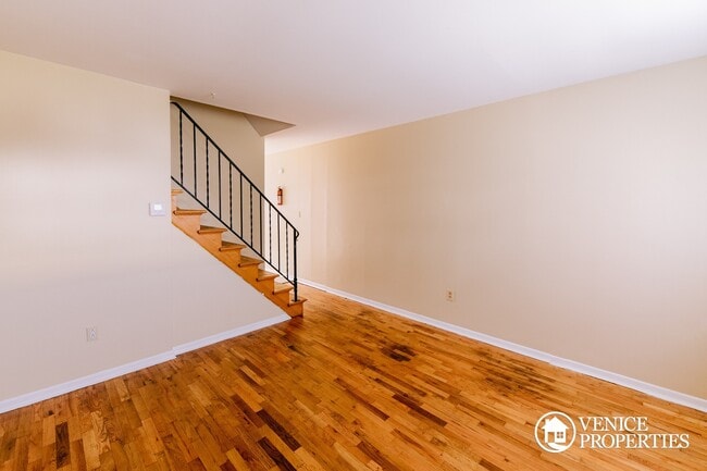 Building Photo - 3 Bedroom On OSU Campus