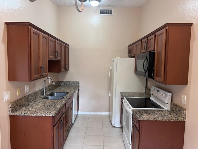 Building Photo - 7717 Gulf Ct