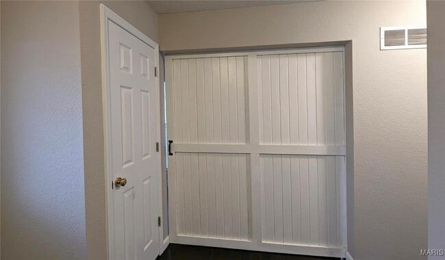 Building Photo - 1226 Grand Canyon Dr