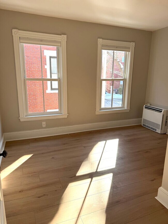 Foto del edificio - 130 Neal St