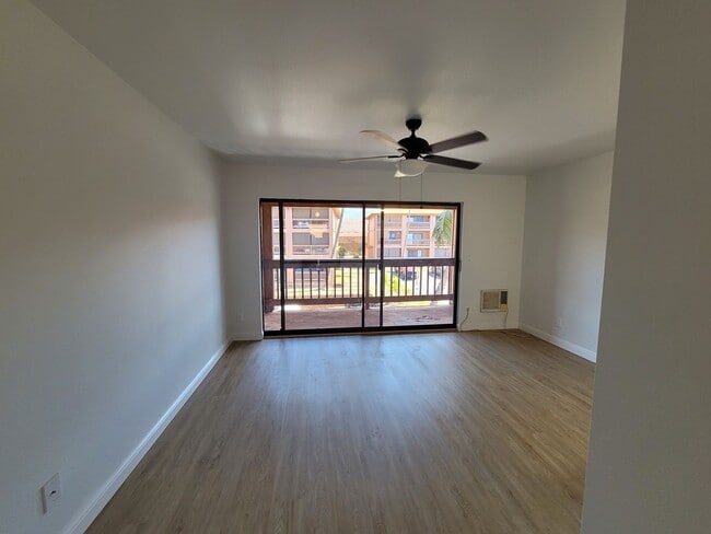 Building Photo - Beautifully renovated Studio at Maui Lani Terrace!