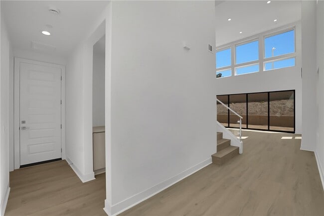 Building Photo - 168 Creation