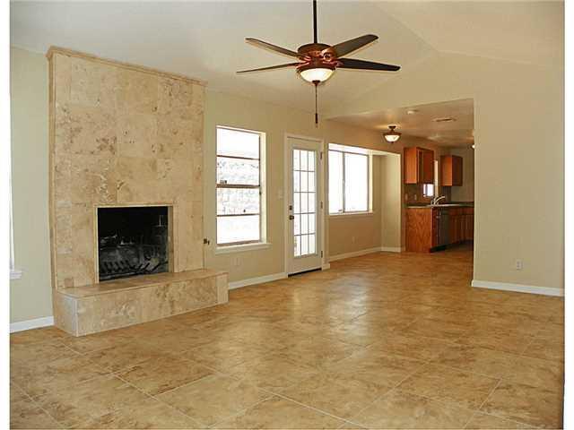 Foto del edificio - 333 Lomont Dr