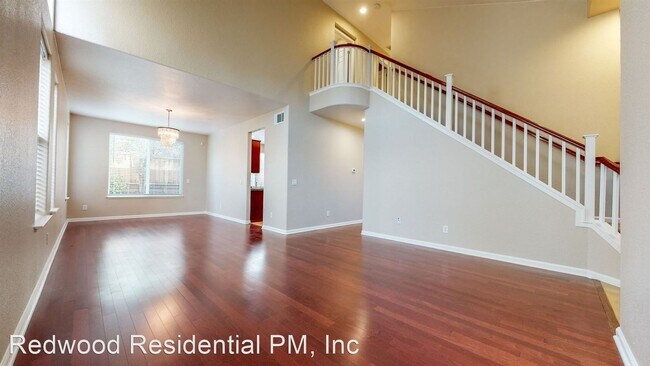 Building Photo - 4 br, 3 bath House - 326 Winemaker Way