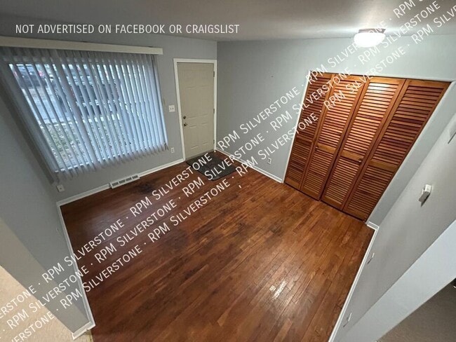 Building Photo - 248 Drahner-1