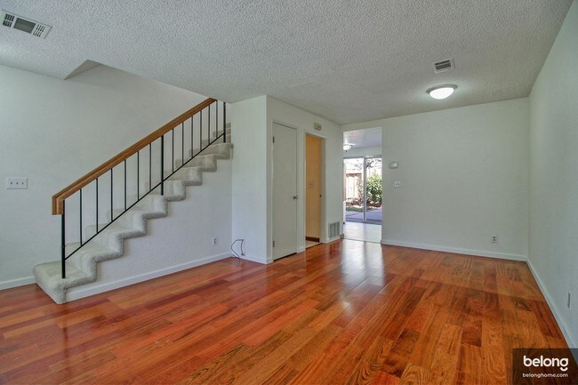 Foto del edificio - 5226 Myna Ct