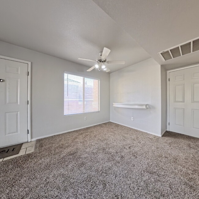 Building Photo - Beautiful 2-Bed, 2-Bath 2nd-Floor Condo, Conveniently Located Just Minutes from the 215 Freeway!