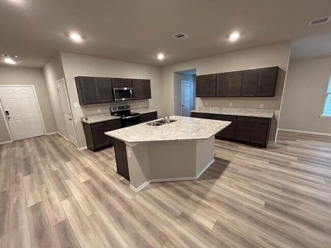 Foto del edificio - 4 Bedroom House in Rockbridge