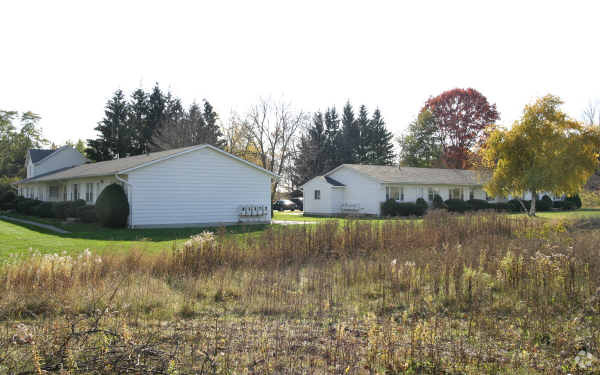 Primary Photo - Camwood Apartments