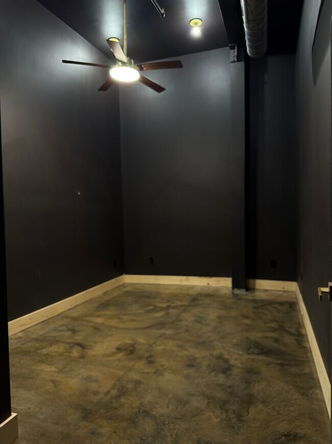 Foto del edificio - 2 bedroom/1 bathroom NEW LUXURY apartment in Red Lion, PA