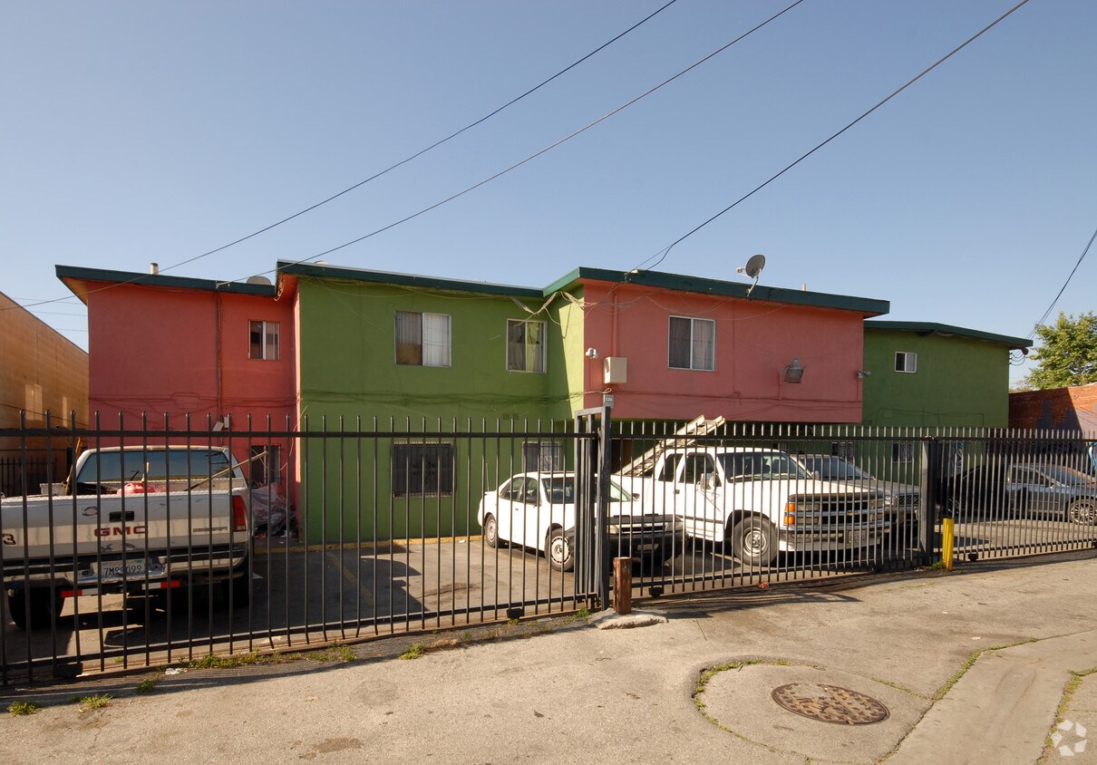 Building Photo - 1523 W Jefferson Blvd