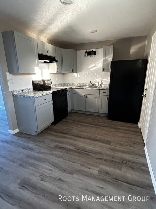 Building Photo - Home Available to Lease - Apply Today!