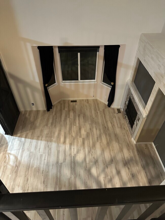Building Photo - 2750 Brush Ct
