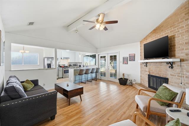 Foto del edificio - 802 Buckingham Pl