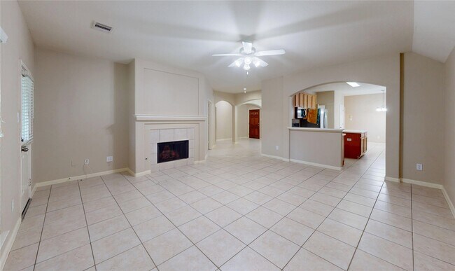Building Photo - 98 S Regan Mead Cir