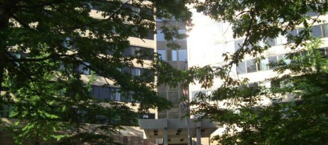 Foto del edificio - 2141 Springdale Rd SW