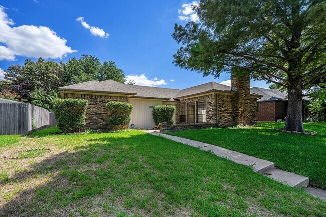 Foto del edificio - Handsome, Brick Home in Rowlett