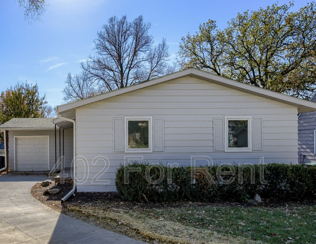 Photo - 8061 Arbor St House
