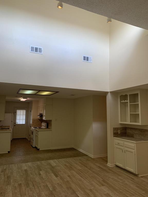 Building Photo - 12612 Brogdon Ln #4 Baton Rouge, LA 70816