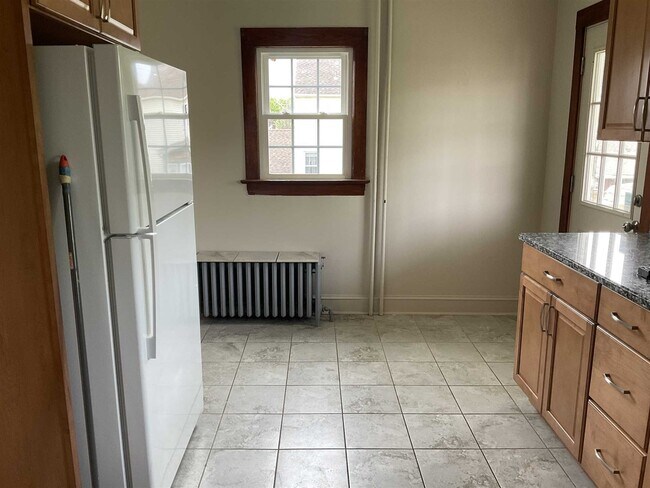 Foto del edificio - 37 Dutchess Terrace