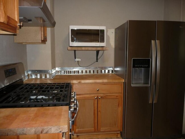 Foto del edificio - 3 bedroom in Billings MT 59101
