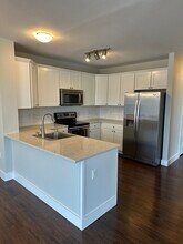 Building Photo - 978 Worcester St