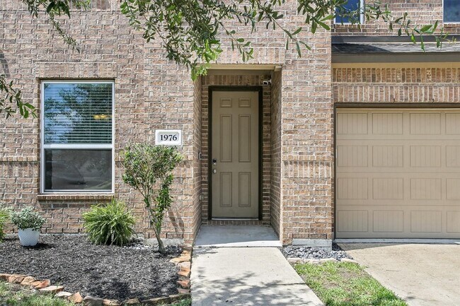 Foto del edificio - 1976 Honey Meadow Ln