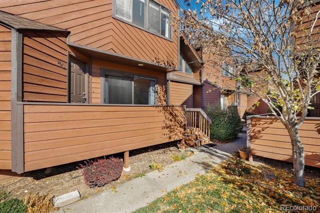 Primary Photo - 2659 S Estes St