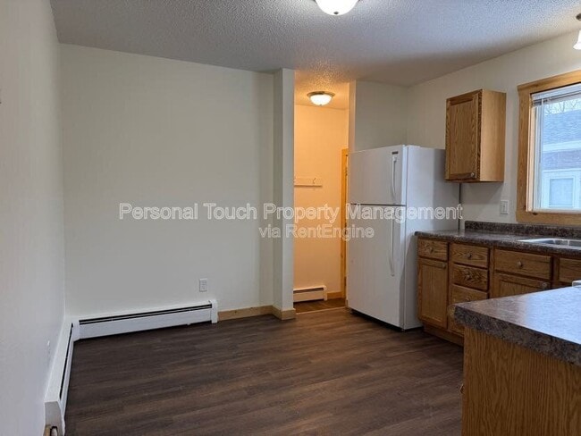 Foto del edificio - 611 2nd Ave W