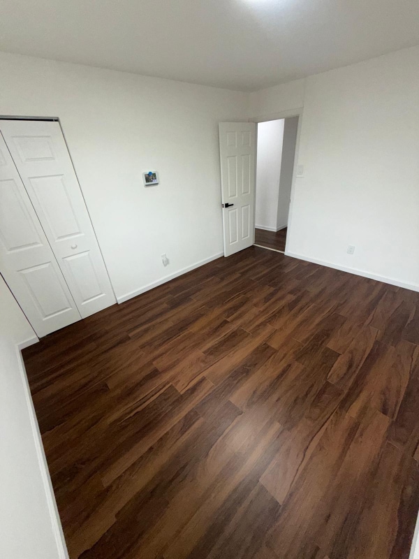 Foto del edificio - 320 University Blvd E