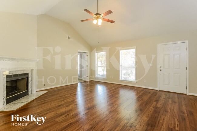 Building Photo - 237 Silverstone Ln