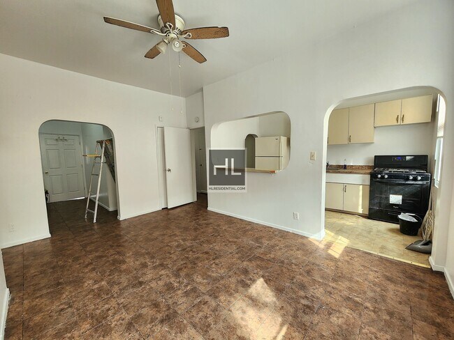 Building Photo - JEFFERSON AVENUE