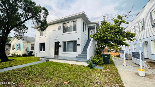 Foto del edificio - 145 S Hollywood Ave