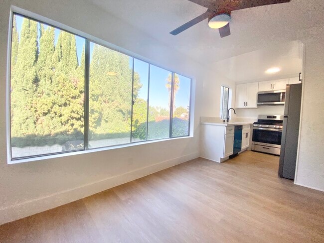 Building Photo - 4737 Orion Ave