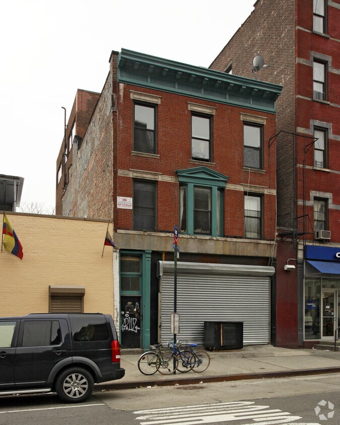 Primary Photo - 40 Avenue C