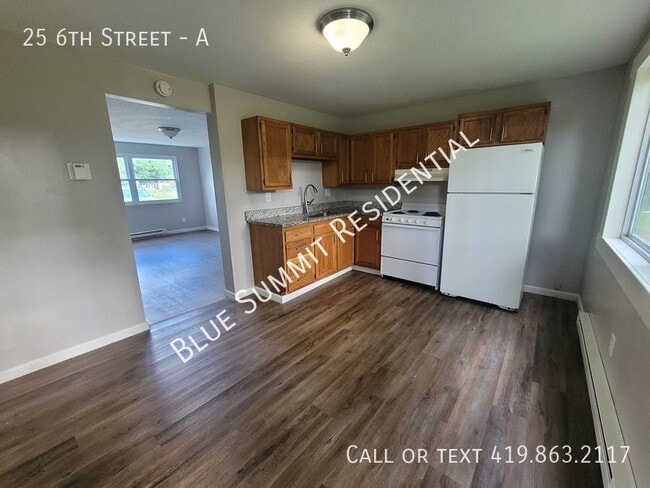 Building Photo - Cozy 2 Bedroom Apartment