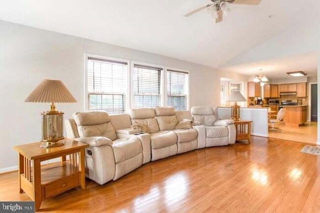 Foto del edificio - 14801 Arabian Ln