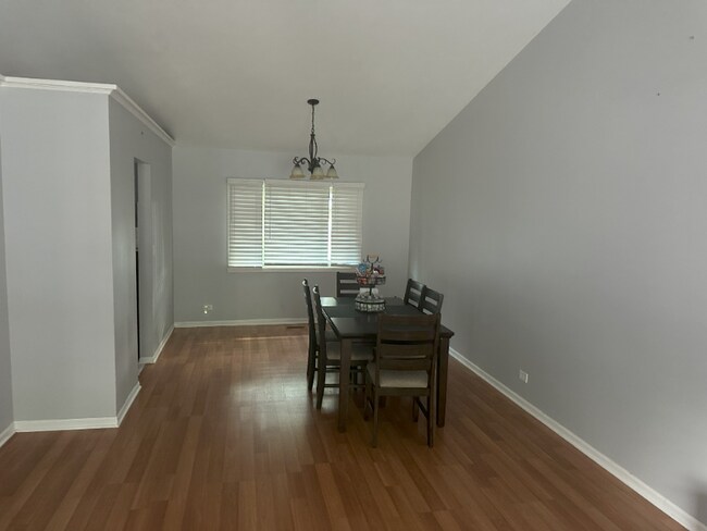 Foto del edificio - 1183 Foxboro Ln