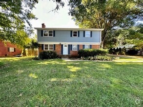 Building Photo - 510 Shore Rd