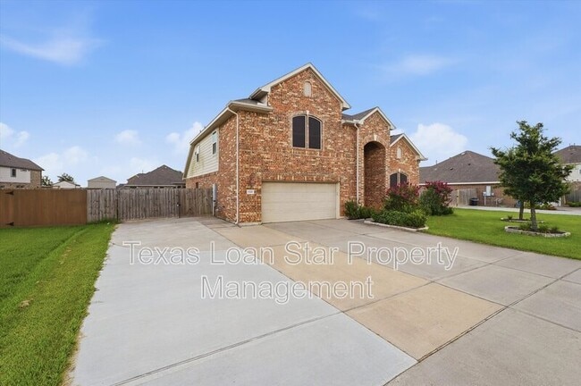 Building Photo - 9518 Franklin Dr
